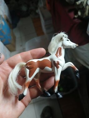 vintage 1990s Kid Kore plastic pinto horse figure